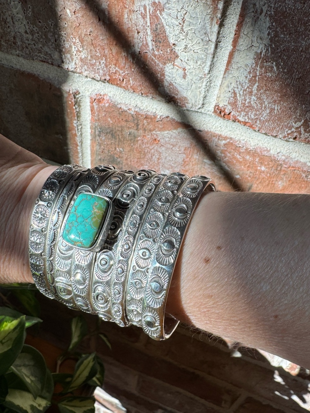 Trade 🌞 Numi Olive Heavyweight Hand Stamped Eye Cuff Bracelet M/L - Picture 14 of 16